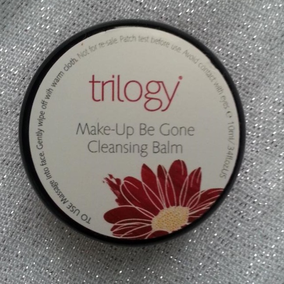 Trilogy Other - NWT Trilogy Make-Up Be Gone Cleansing Balm Trilogy Other - NWT Trilogy Make-Up Be Gone Cleansing Balm